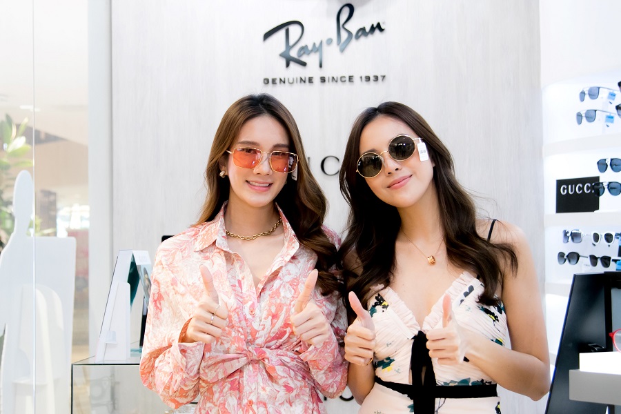 แว่นท็อปเจริญ ต้อนรับสองสาวเพื่อนซี้ “เนย ปภาดา – เม นิศาชล”  ควงคู่ช้อปแว่นแมตช์ลุครับทรัพย์ ฉลองเทศกาลตรุษจีนและวาเลนไทน์