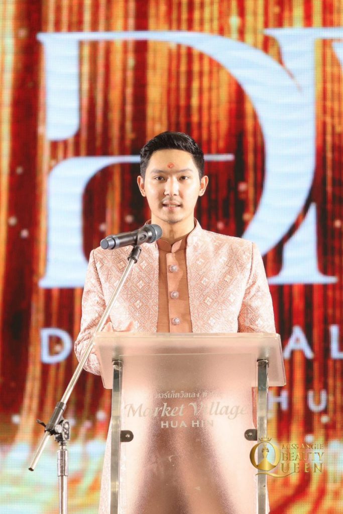 ชีส-พีรกร บุญญโชติจินดา เจ้าของผลิตภัณฑ์ แบรนด์น้ำหอม P.S.Sersthi (พี.เอส.เศรษฐี) พร้อมด้วย นักแสดงหนุ่มมากความสามารถ เอ-พศิน เรืองวุฒิ เตรียมนำน้ำหอม รุ่น P.S.Diwali (พี.เอส.ดิวาลี) น้ำหอมเสริมความเป็นมงคล