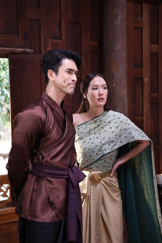 ช็อกตาค้าง! “พาย-แพร์” ตบสนั่นแย่ง “ณเดชน์” ลบภาพแม่หญิงเรียบร้อย เปิดศึกเดือดใน “ใจขังเจ้า”